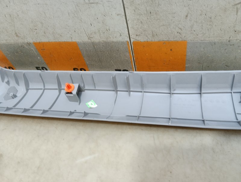 Обшивка стойки