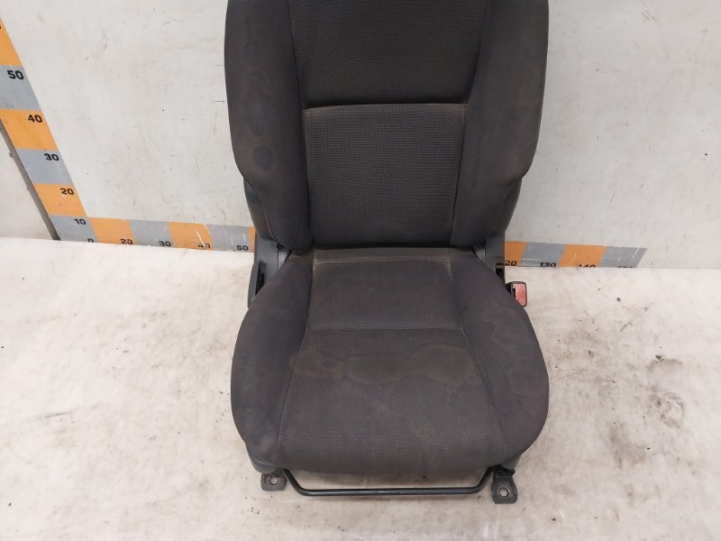 Сиденье переднее правое