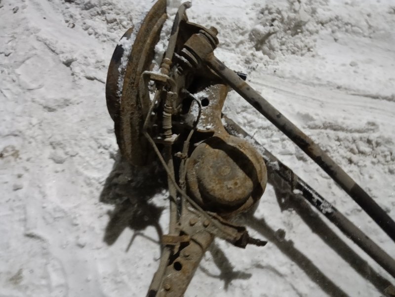 Балка задняя