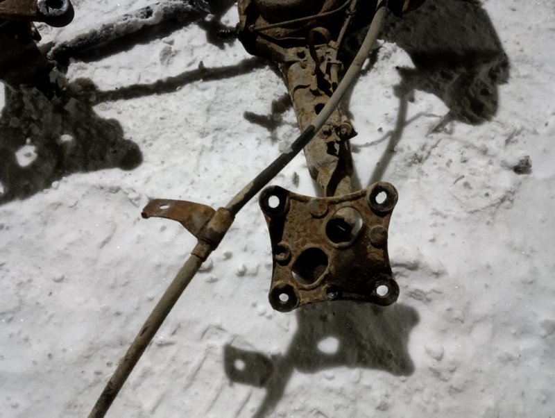 Балка задняя