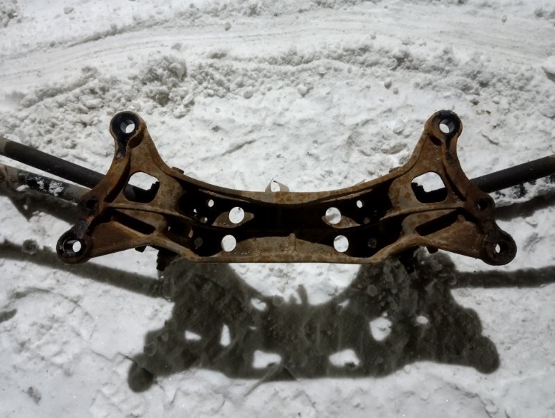 Балка задняя