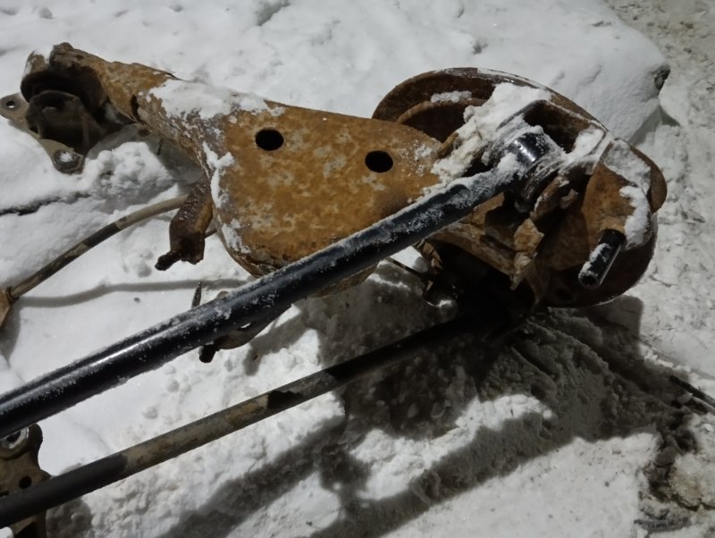 Балка задняя