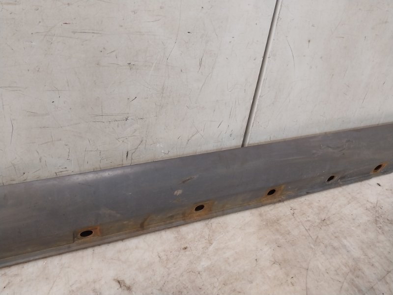 Накладка на порог (наружная)