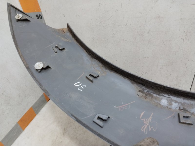 Накладка заднего крыла правого