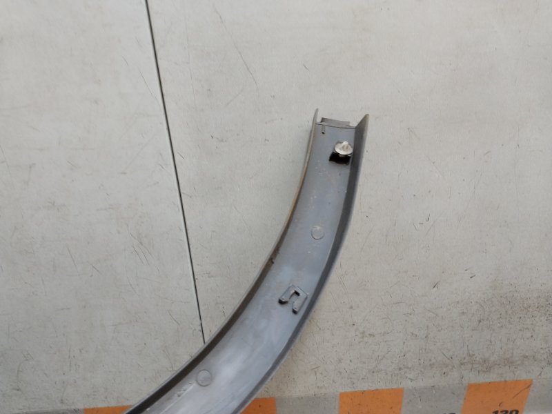 Накладка заднего крыла правого