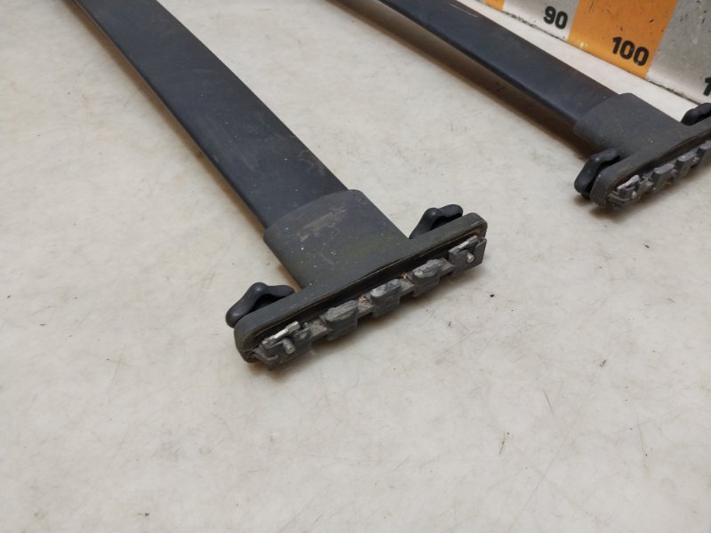 Рейлинги (релинг) к-кт (планки на крышу)