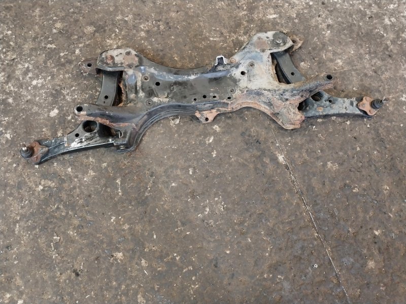 Балка подмоторная