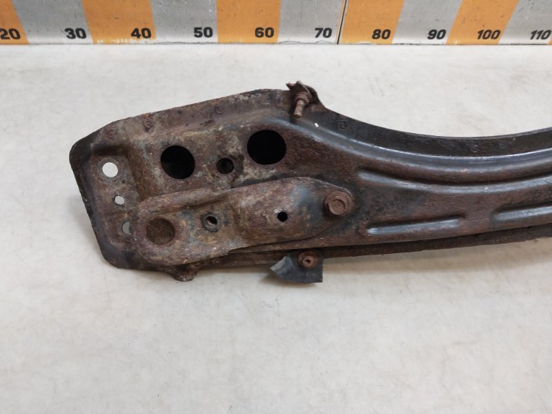 Балка передняя продольная