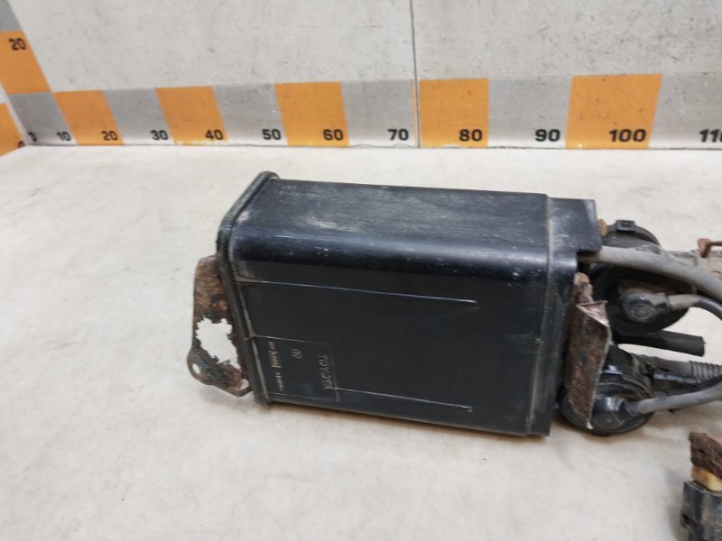 Абсорбер (фильтр угольный)