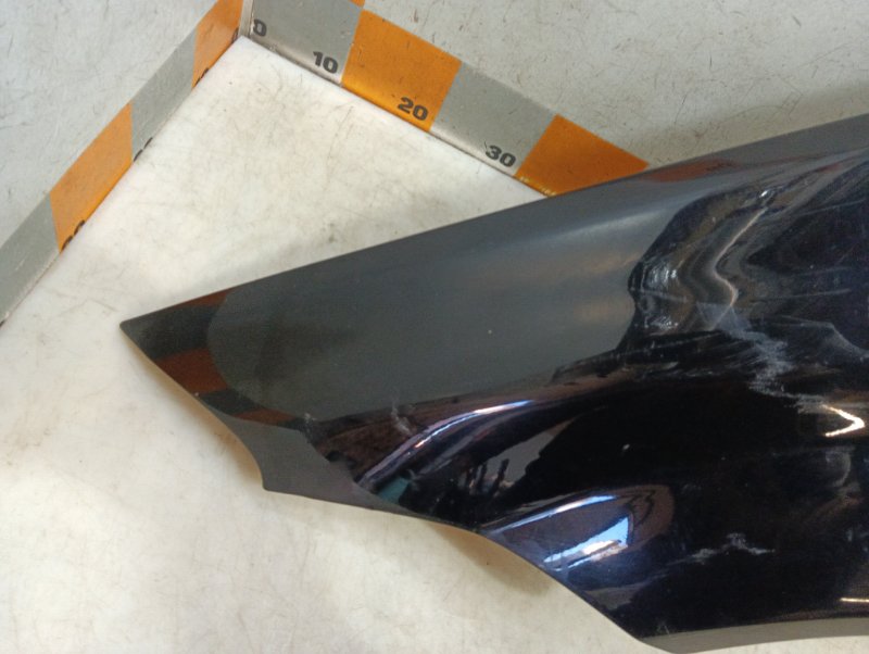 Крыло переднее левое