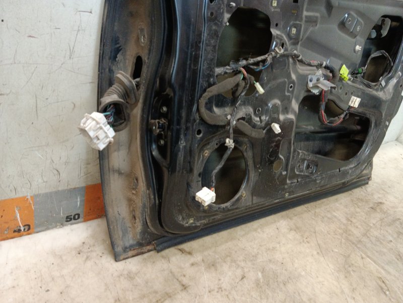 Дверь передняя правая