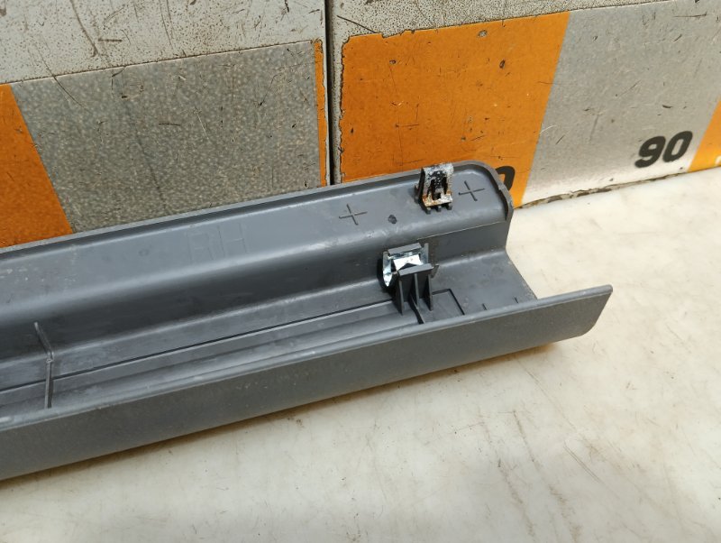 Накладка порога (внутренняя)