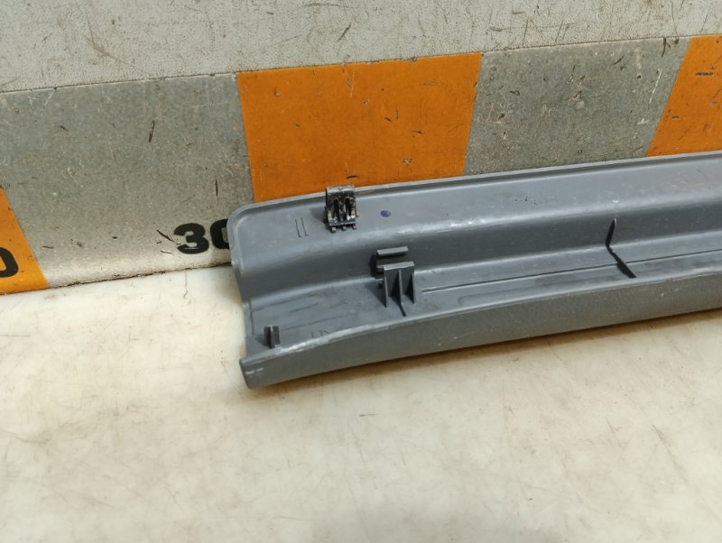 Накладка на порог (наружная)