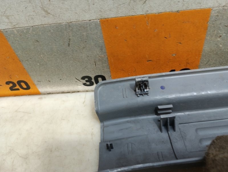 Накладка на порог (наружная)