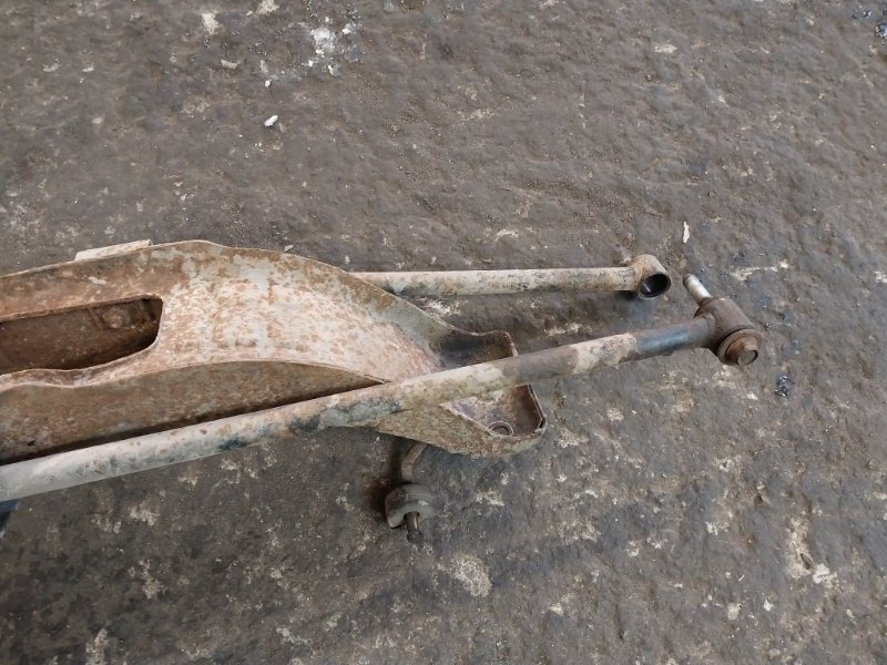 Балка задняя