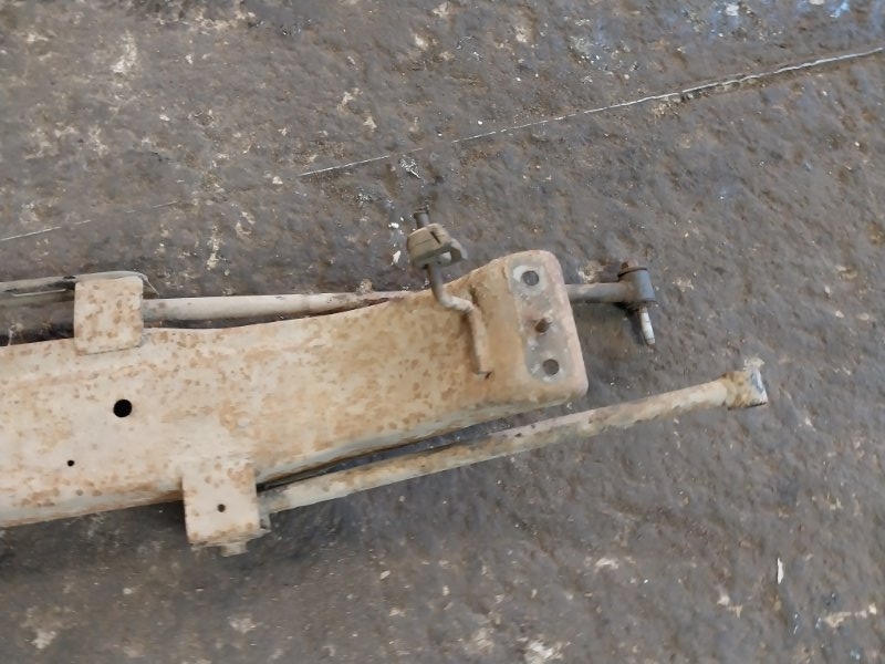 Балка задняя