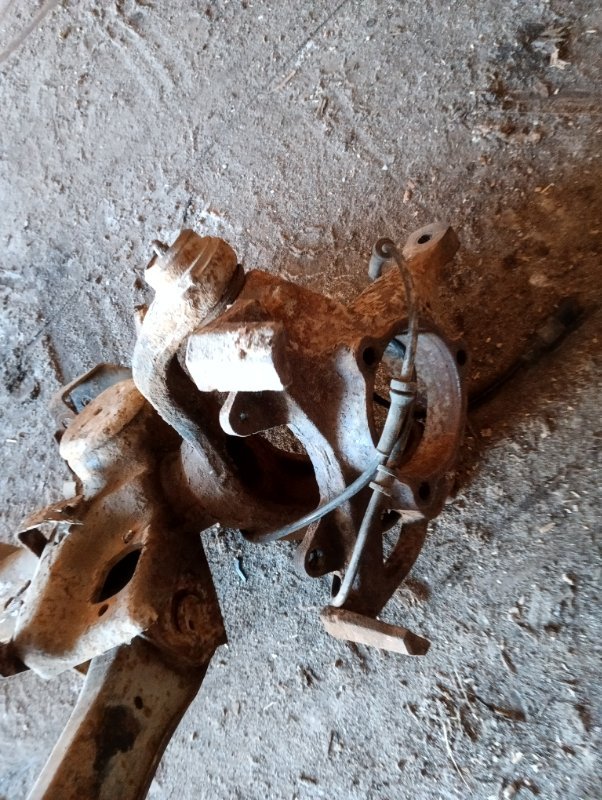 Мост передний