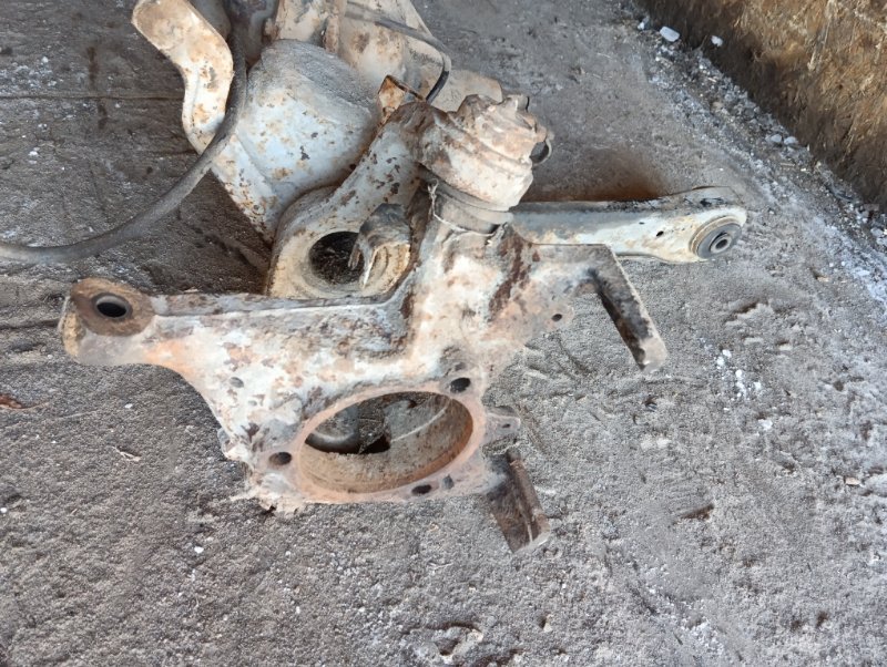 Мост передний