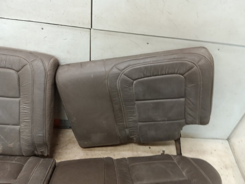 Сиденье салонное