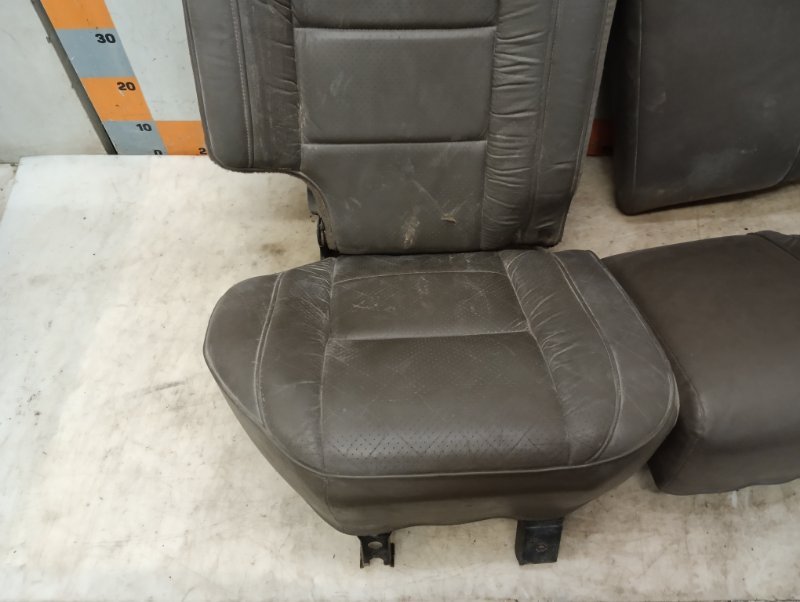 Сиденье салонное