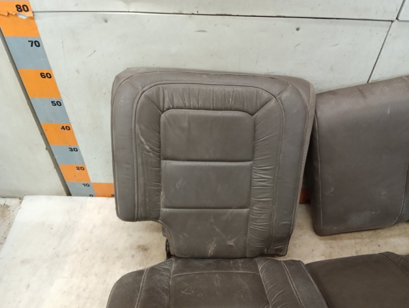 Сиденье салонное