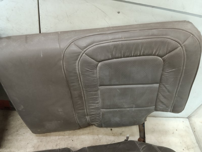 Сиденье салонное