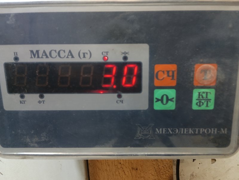 Стекло двери задней правой