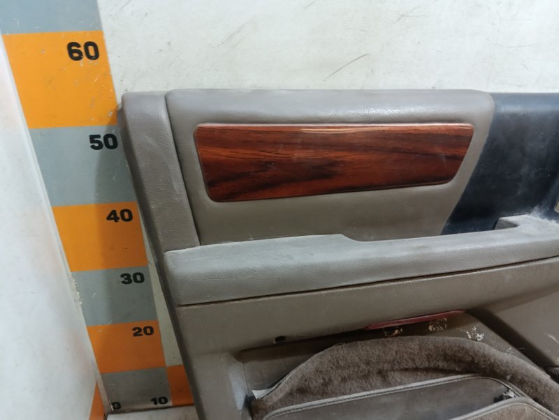 Обшивка двери