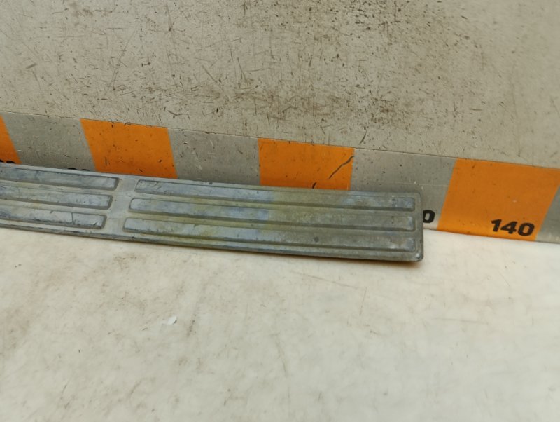 Накладка заднего бампера