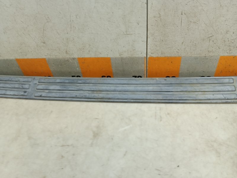 Накладка заднего бампера