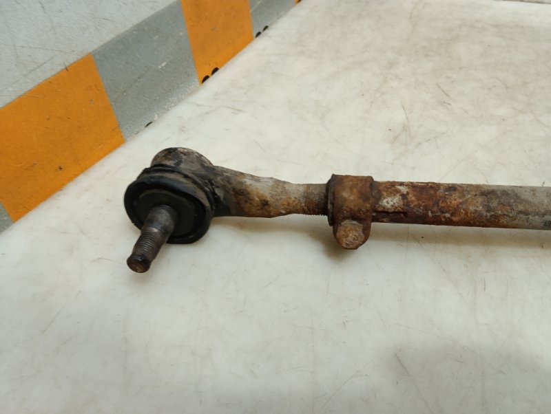 Тяга рулевая