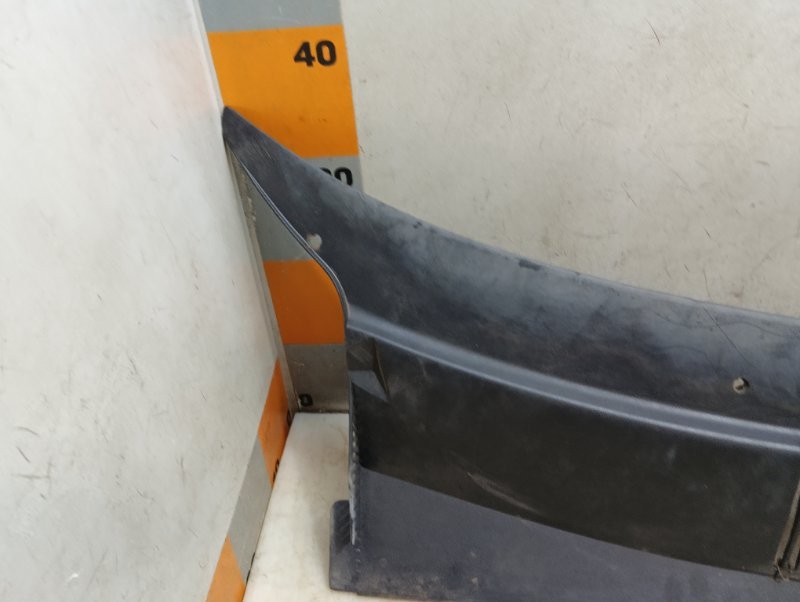 Решетка стеклоочистителей (Жабо)