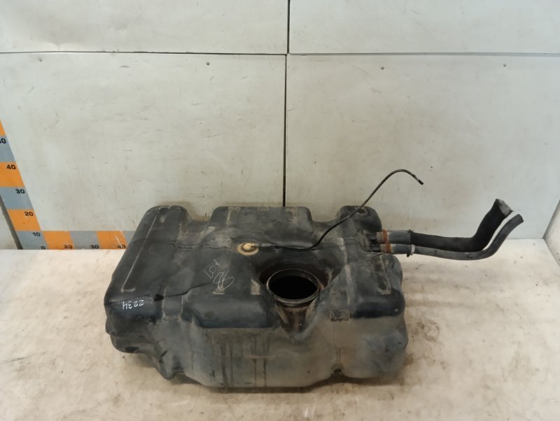 Бак топливный