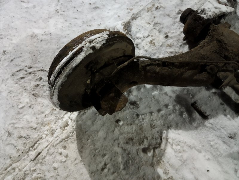 Балка задняя