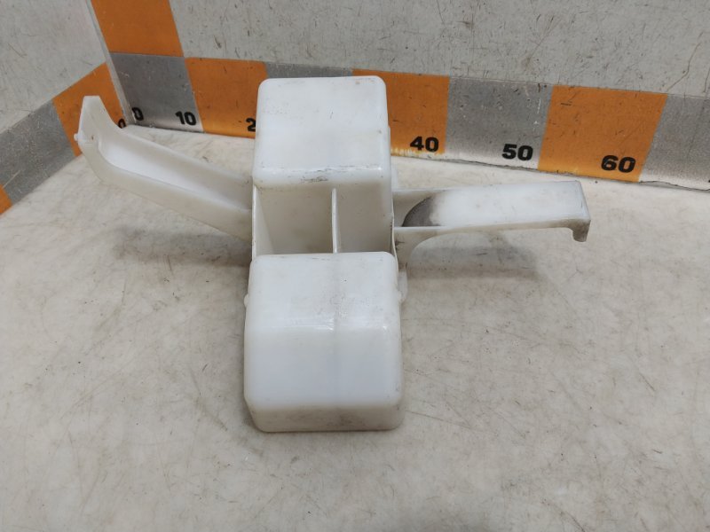 Кронштейн усилителя заднего бампера левый