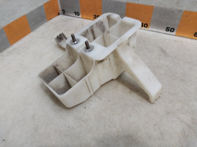 Кронштейн усилителя заднего бампера левый