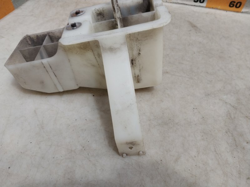 Кронштейн усилителя заднего бампера левый