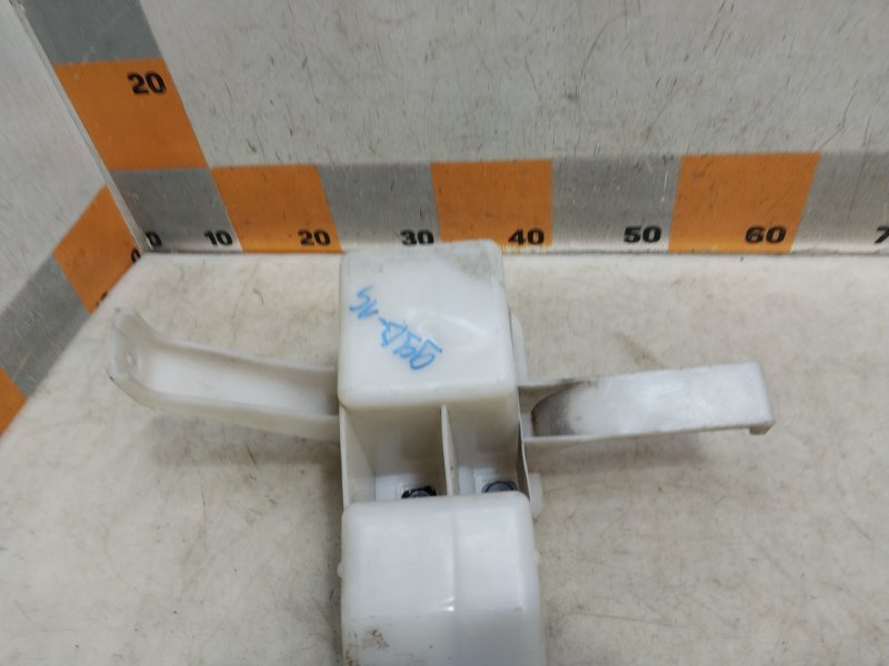 Кронштейн усилителя заднего бампера левый