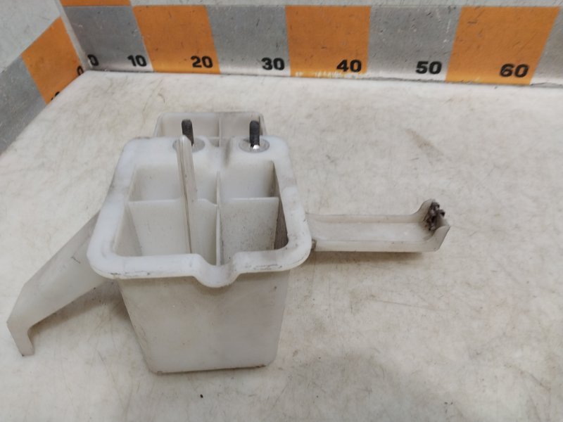 Кронштейн усилителя заднего бампера левый