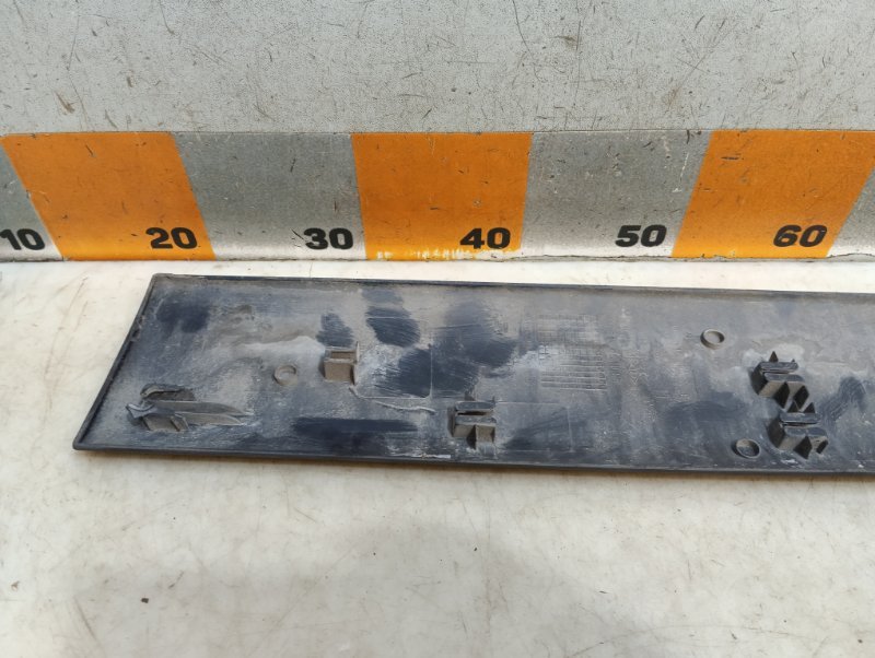 Молдинг двери