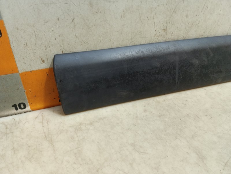 Молдинг двери