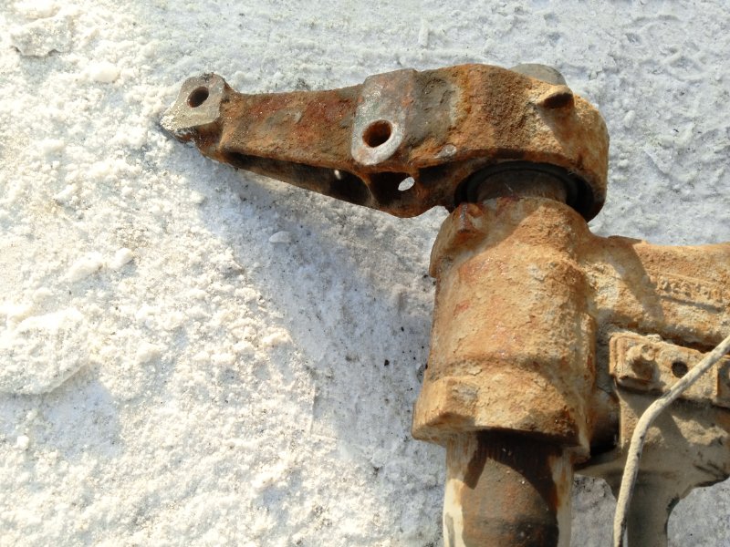 Балка задняя