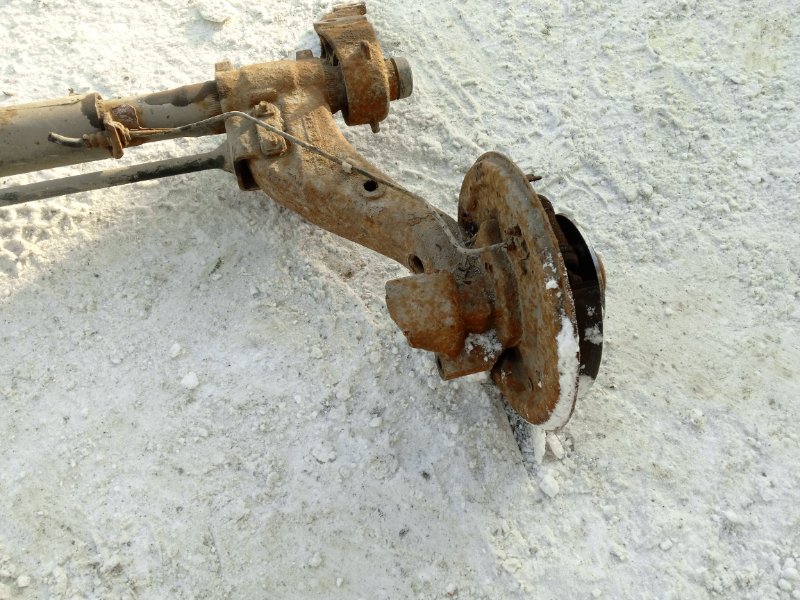 Балка задняя