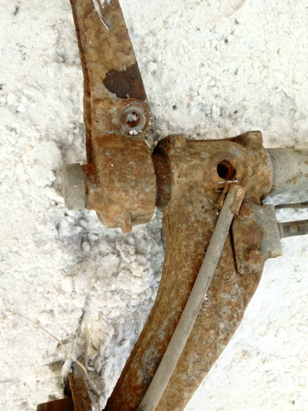 Балка задняя