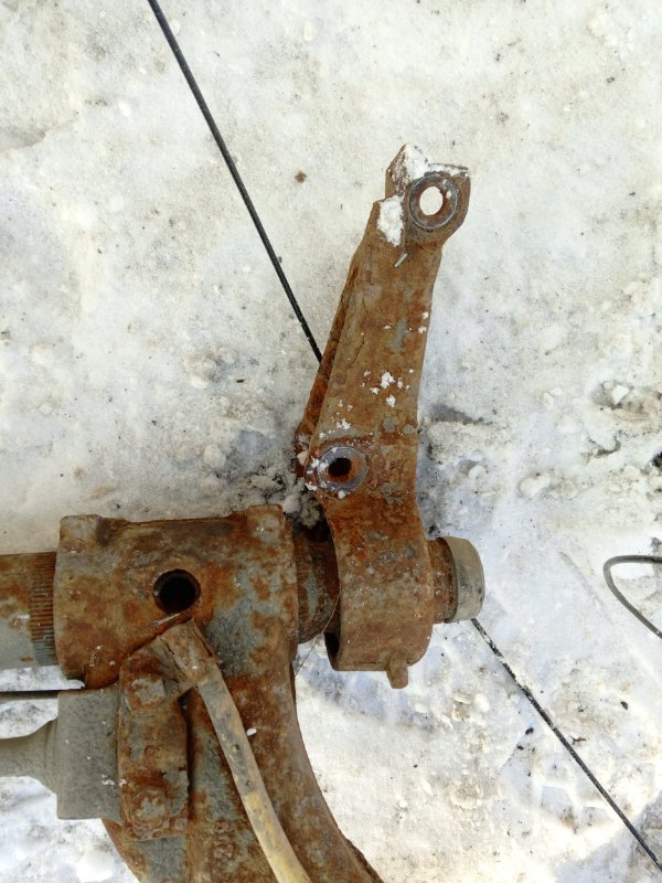 Балка задняя