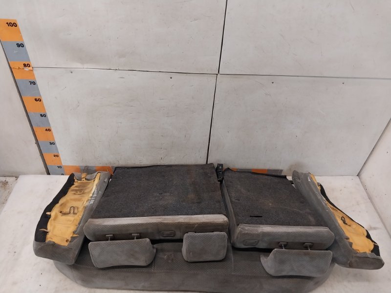 Сиденье салонное