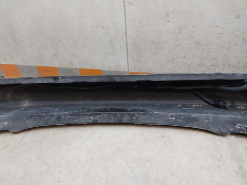 Усилитель переднего бампера