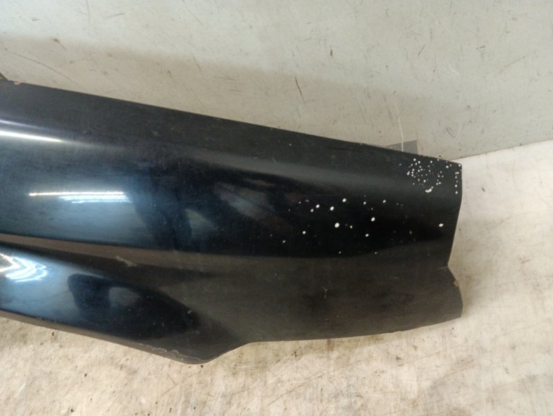 Крыло переднее правое