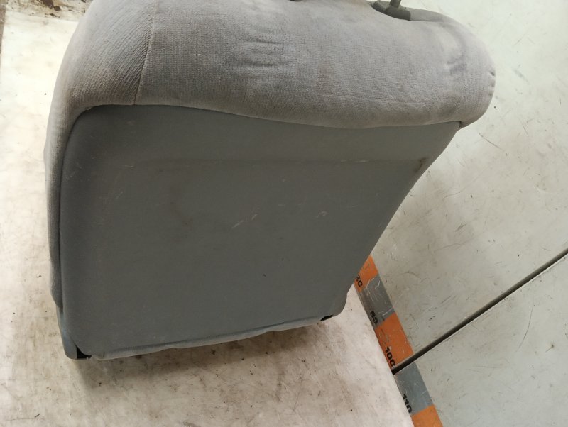 Сиденье переднее правое