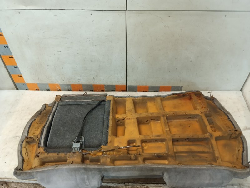 Сиденье салонное